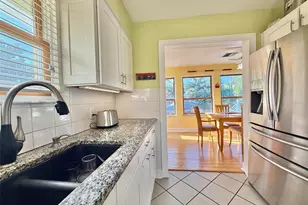 237 20th Ave SE, Saint Petersburg, FL 33705 - Photo 22
