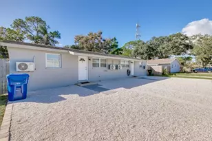 13496 W Rena Dr, Largo, FL 33771 - Photo 2