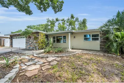 13760 87th Place, Seminole, FL 33776 - Photo 2