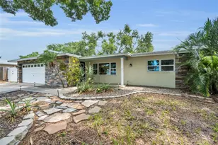 13760 87th Pl, Seminole, FL 33776 - Photo 2