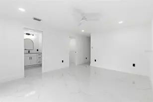 5308 Black Pine Dr, Tampa, FL 33624 - Photo 18