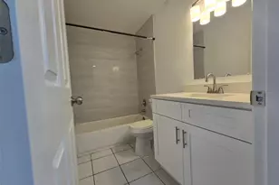 9009 Tudor Dr, Tampa, FL 33615 - Photo 12
