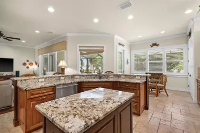 2622 Grand Lakeside Drive, Palm Harbor, FL 34684 - Photo 24