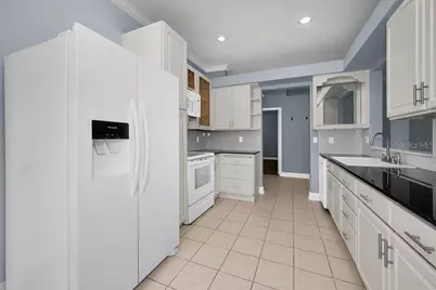 18104 Hamden Park Way, Tampa, FL 33647 - Photo 12