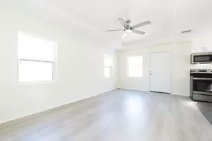3520 1/2 8th Ave N, Saint Petersburg, FL 33713 - Photo 10