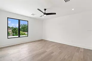 1076 Snell Isle Blvd NE, Saint Petersburg, FL 33704 - Photo 40
