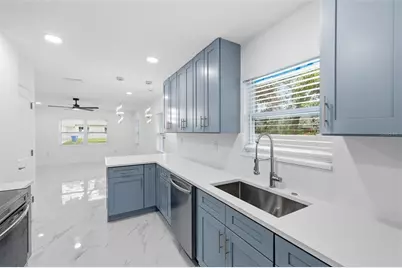 2535 19th Street S, Saint Petersburg, FL 33712 - Photo 12