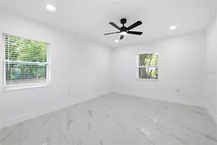 2535 19th St S, Saint Petersburg, FL 33712 - Photo 22