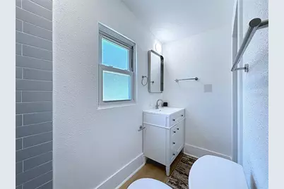 1835 24th Street S, Saint Petersburg, FL 33712 - Photo 18