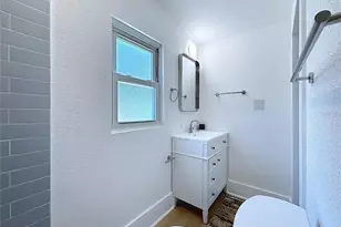 1835 24th St S, Saint Petersburg, FL 33712 - Photo 18