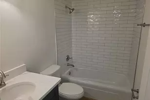 507 Plaza Seville Ct, Saint Petersburg, FL 33706 - Photo 12