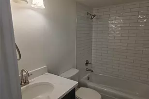 507 Plaza Seville Ct, Saint Petersburg, FL 33706 - Photo 16