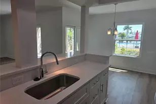 507 Plaza Seville Ct, Saint Petersburg, FL 33706 - Photo 12