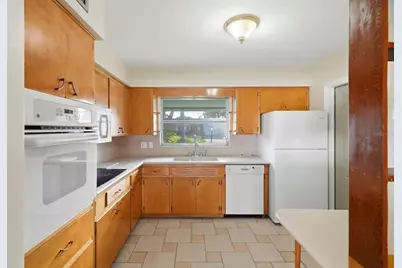 8835 109th Street, Seminole, FL 33772 - Photo 10