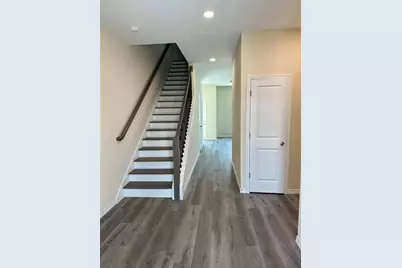 4346 Cambio Gardens Court, Tampa, FL 33610 - Photo 2