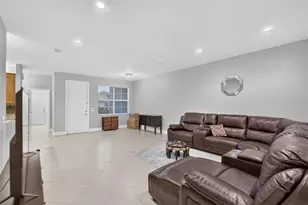 16216 Amethyst Key Drive, Wimauma, FL 33598 - Photo 8