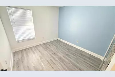 7102 Hollowell Drive, Tampa, FL 33634 - Photo 14