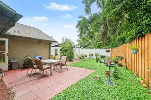 5623 Carie Ct, Zephyrhills, FL 33542 - Photo 22