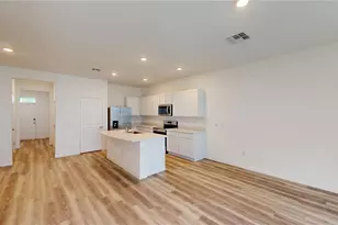 17280 Bigleaf Mahogany Ln, Land O Lakes, FL 34638 - Photo 10