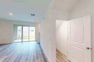 17280 Bigleaf Mahogany Ln, Land O Lakes, FL 34638 - Photo 8