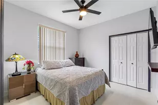 16601 Meadow Cove St, Tampa, FL 33624 - Photo 46