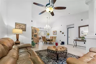 16601 Meadow Cove St, Tampa, FL 33624 - Photo 14