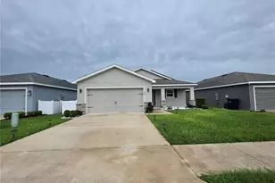 424 Capri Way, Auburndale, FL 33823 - Photo 2