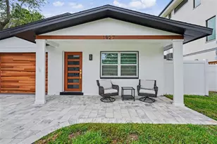 1927 Shore Acres Blvd NE, Saint Petersburg, FL 33703 - Photo 2