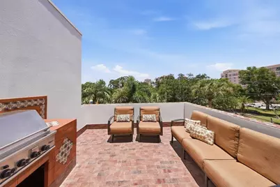 650 Beach Drive NE, Saint Petersburg, FL 33701 - Photo 52