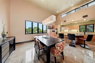 650 Beach Dr NE, Saint Petersburg, FL 33701 - Photo 16