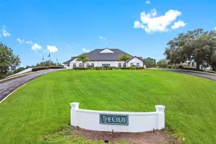 9288 New Orleans Dr, Weeki Wachee, FL 34613 - Photo 22
