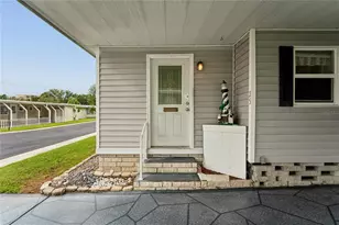 2000 E Bay Dr, Largo, FL 33771 - Photo 8
