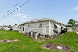 2000 E Bay Dr, Largo, FL 33771 - Photo 36