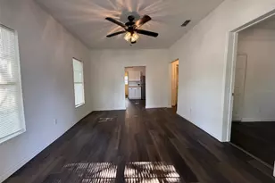 1210 E 32nd Ave, Tampa, FL 33603 - Photo 10