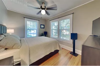 1601 11 Street N, Saint Petersburg, FL 33704 - Photo 24