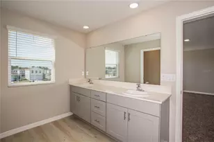 5390 San Pietro Dr, Winter Haven, FL 33884 - Photo 8