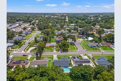 560 Robin Hill Circle, Brandon, FL 33510 - Photo 34