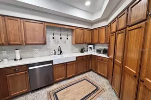 10531 98th St, Largo, FL 33773 - Photo 2