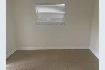 5066 3rd Street N, Saint Petersburg, FL 33703 - Photo 10
