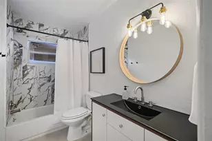 3027 Burlington Ave N, Saint Petersburg, FL 33713 - Photo 16