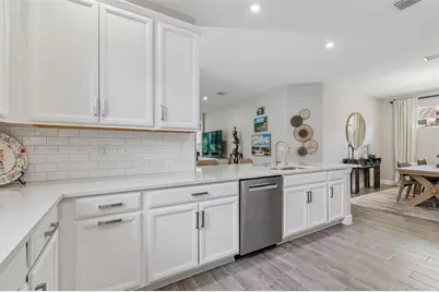 4333 Cairoli Court, Wesley Chapel, FL 33543 - Photo 6