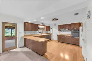 110 Ashbrook Dr, Brandon, FL 33511 - Photo 22