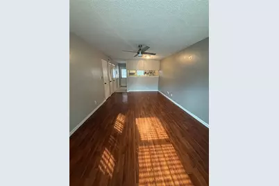 2302 Maki Road #40, Plant City, FL 33563 - Photo 8