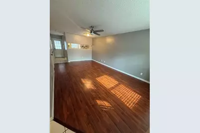 2302 Maki Road #40, Plant City, FL 33563 - Photo 6