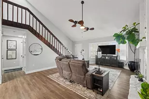 736 Sandy Creek Dr, Brandon, FL 33511 - Photo 4