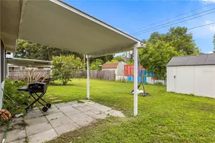 1733 Oakland Rd W, Lakeland, FL 33801 - Photo 28