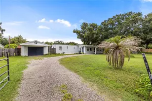 1733 Oakland Rd W, Lakeland, FL 33801 - Photo 42