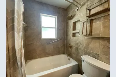 4221 Burlington Avenue N, Saint Petersburg, FL 33713 - Photo 16