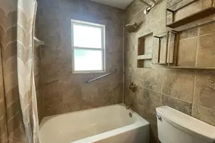 4221 Burlington Ave N, Saint Petersburg, FL 33713 - Photo 16