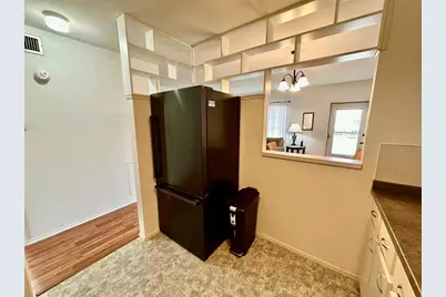 2100 World Parkway Boulevard #50, Clearwater, FL 33763 - Photo 8